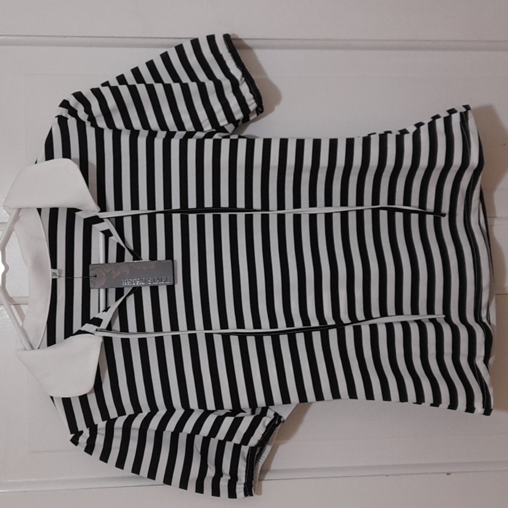 Stripped Black and White Shortsleeve Shirt by Retro Stage Size M, NWT